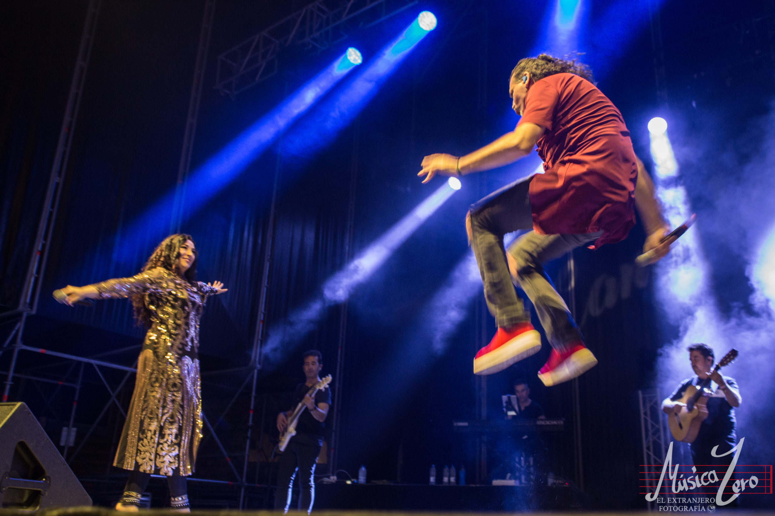 Amaral, Salto al color en Alicante Amaral, Salto al color en Alicante