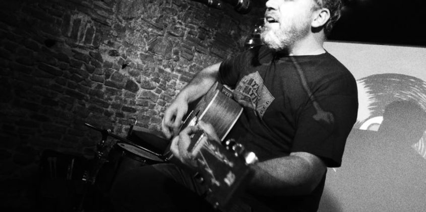 xavi moyano guitarra blanco y negro concierto