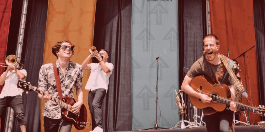 La Pegatina en directo