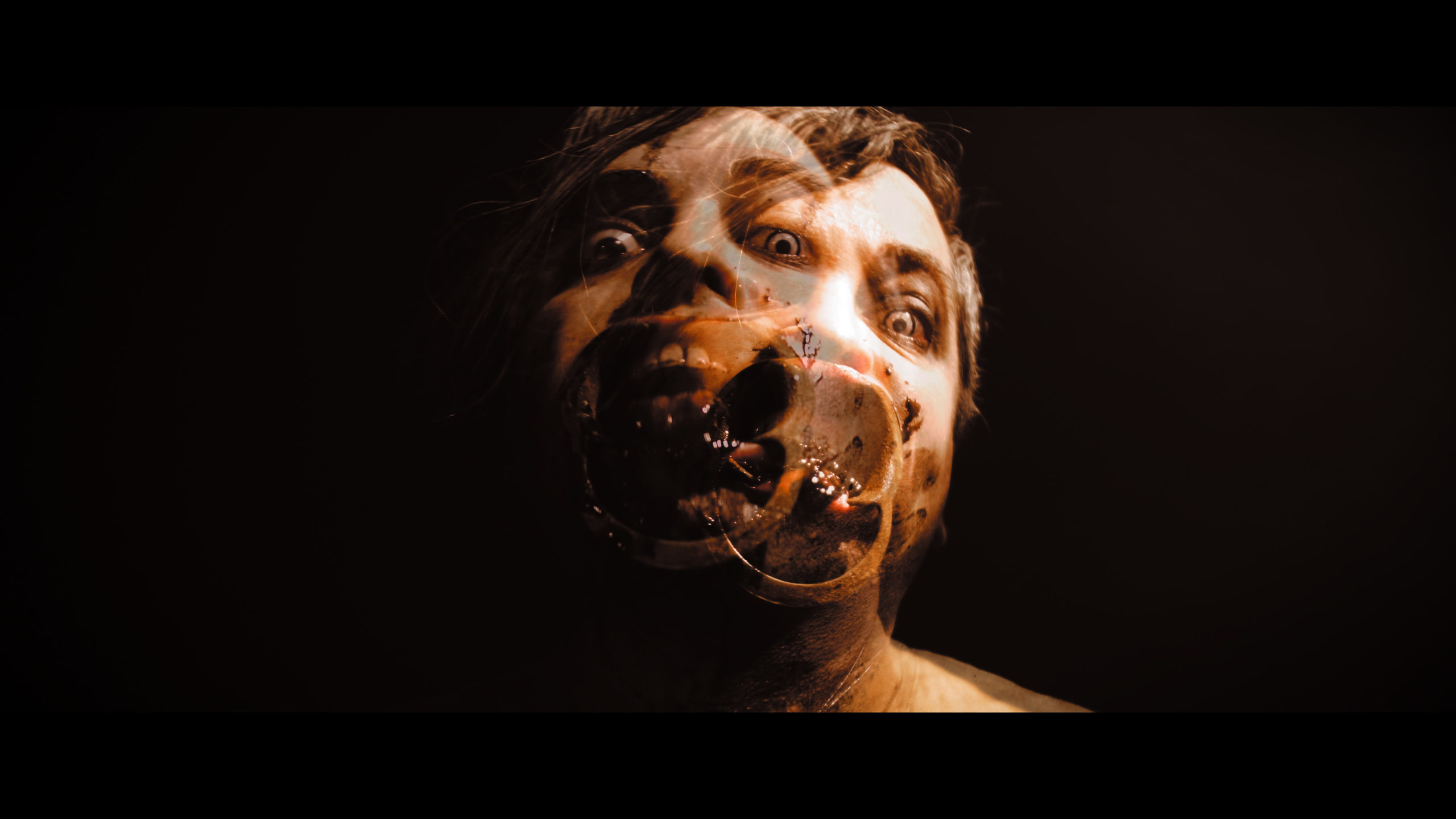 RAISERS presenta NECRÓFAGO RAISERS presenta NECRÓFAGO