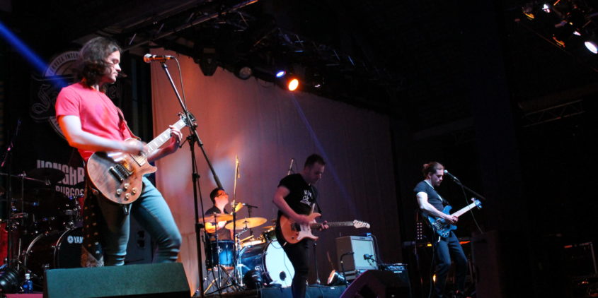 Atrapa tu pez - Grabado En La Piel