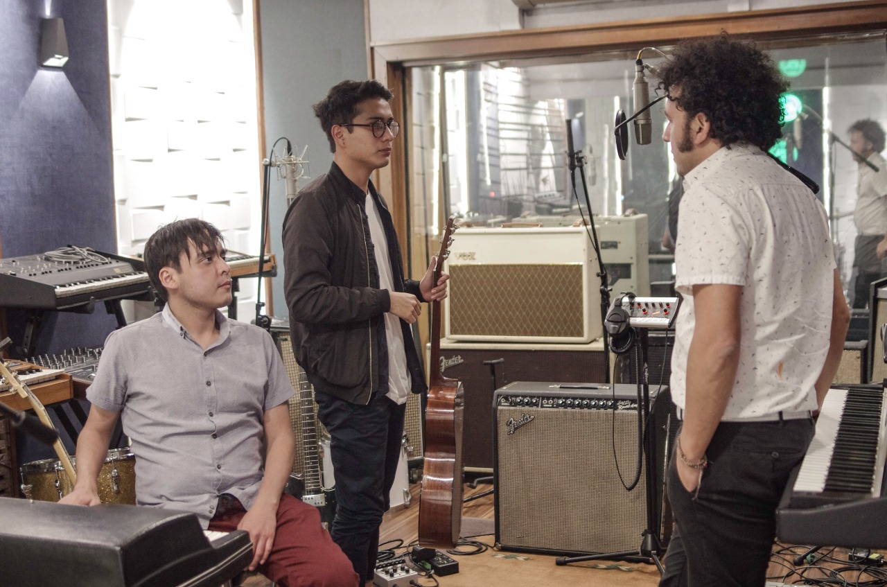 DE MAS FIVE VEGA DE MAS FIVE VEGA