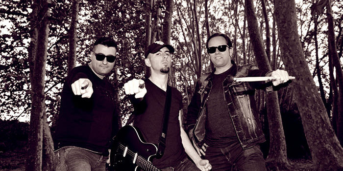 sixstrings_band