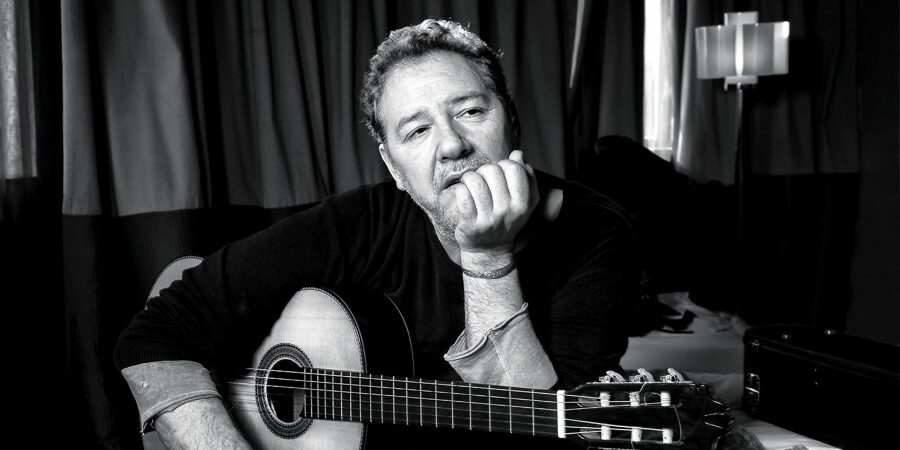 djcasasrevolverportadalibreto3640Thumb REVOLVER